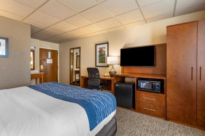 Comfort Inn & Suites Gateway To Glacier National Park Шелби Номер фото