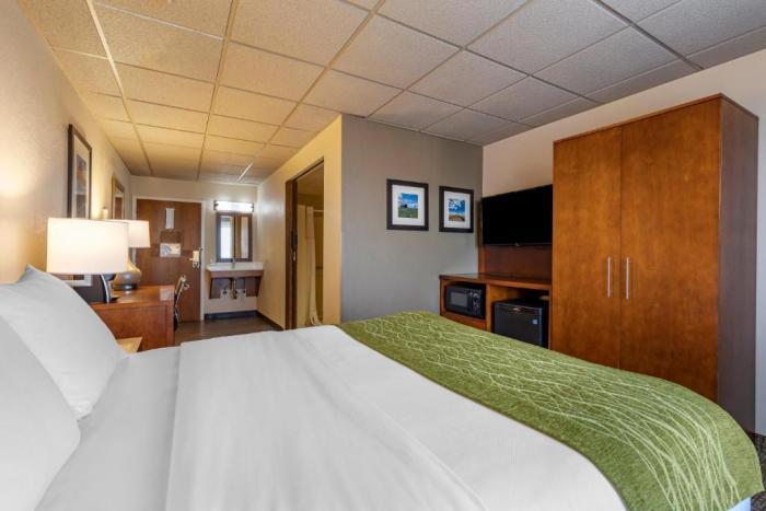Comfort Inn & Suites Gateway To Glacier National Park Шелби Номер фото